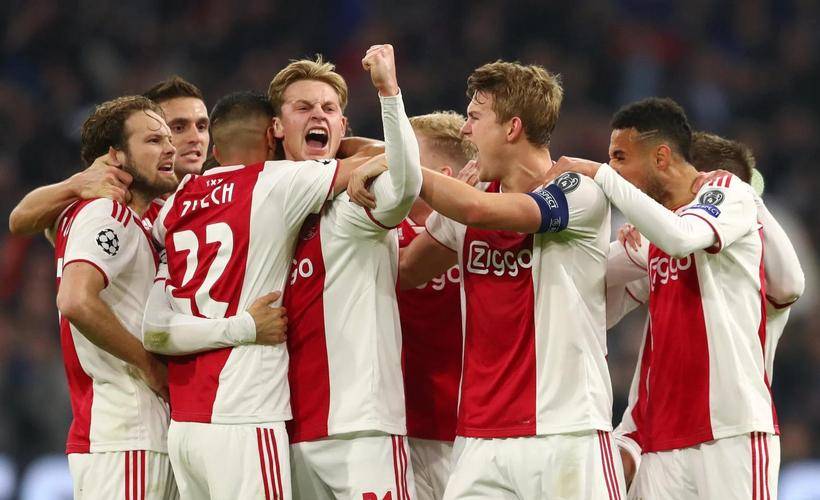 竞技宝入口 -阿贾克斯发布备战花絮，赛后绝杀压哨，欧冠任务艰巨，年轻球员得到机会的简单介绍