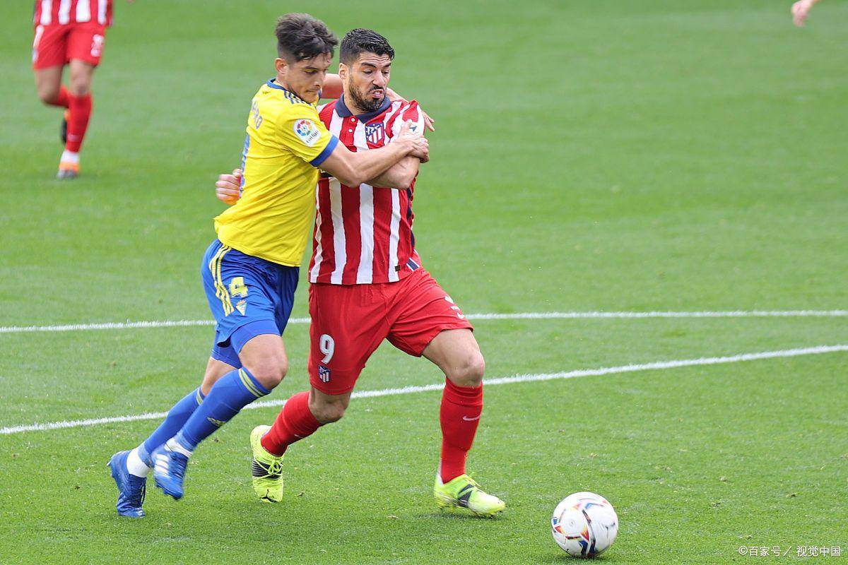 竞技宝app -今晚体能课后，巴塞罗那主帅复盘备战法国杯，压力陡增，资深球员宣示担当的简单介绍