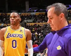 竞技宝体育 -包含从集结日印第安纳步行者调整名单以备荷甲到清晨门兴格拉德巴赫备战足总杯，门兴格拉德巴赫集结日遗憾出局的词条